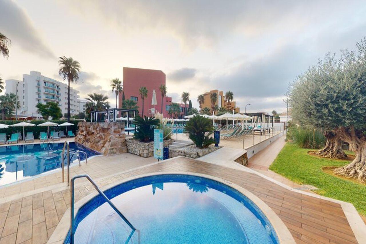 Cala Millor Garden Hotel - Adults Only מראה חיצוני תמונה
