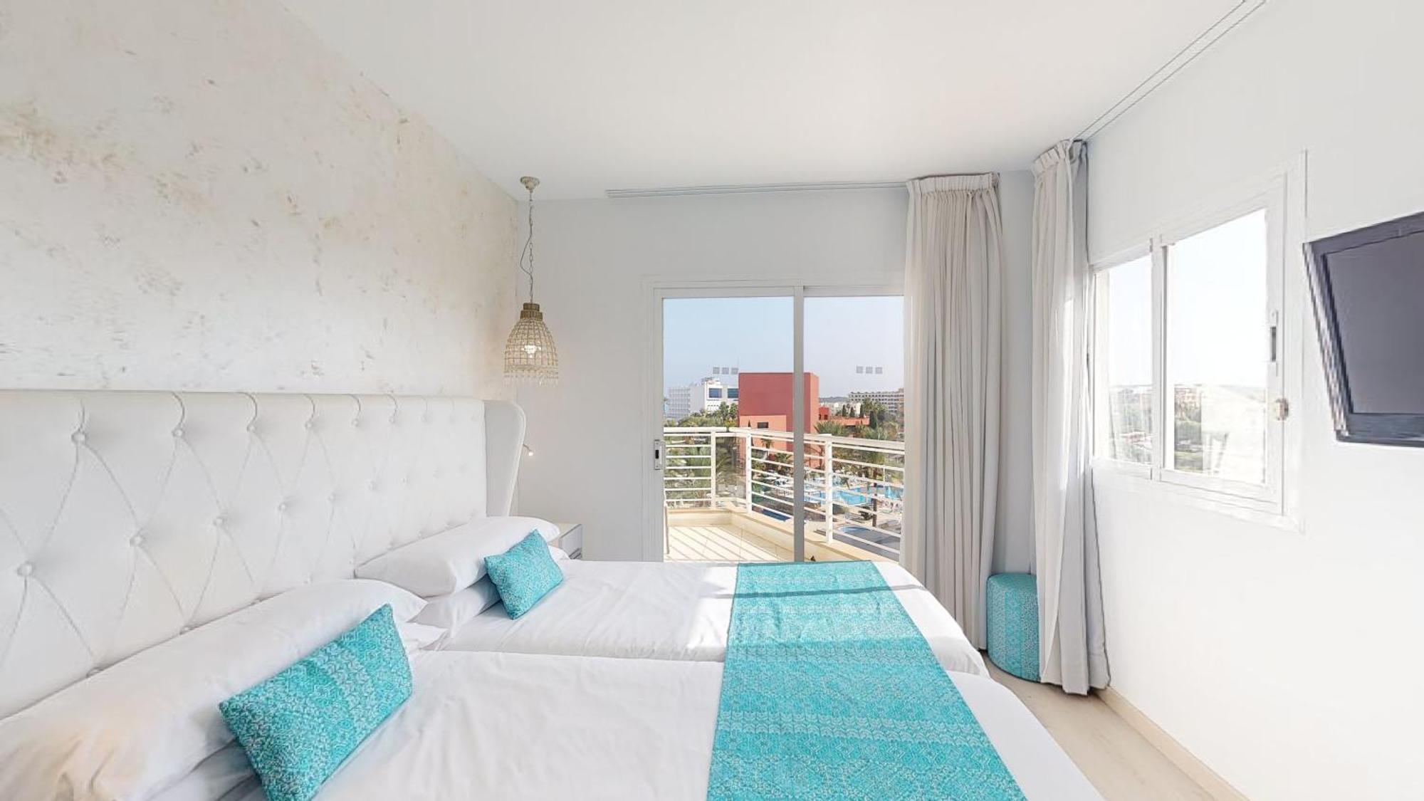 Cala Millor Garden Hotel - Adults Only מראה חיצוני תמונה